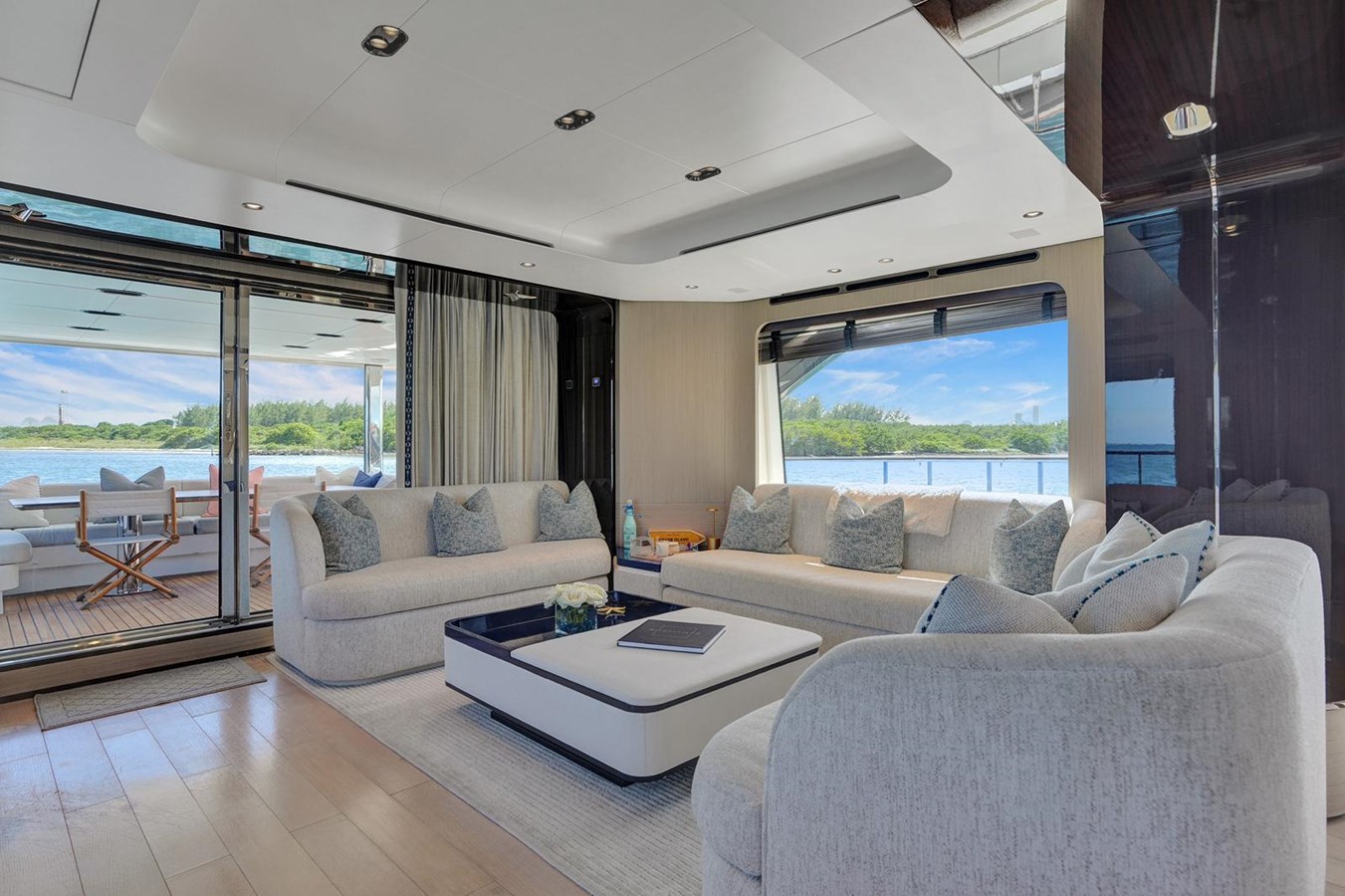 2020 AZIMUT YACHTS Grande 27 METRI "ENCHANTE" - photo 3