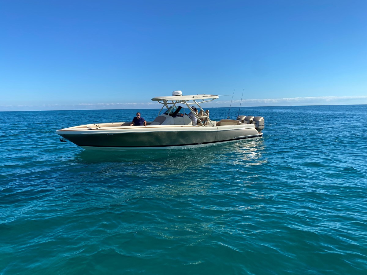 2017 CHRIS CRAFT CATALINA 34 "LADY LIBERTY" - photo 3