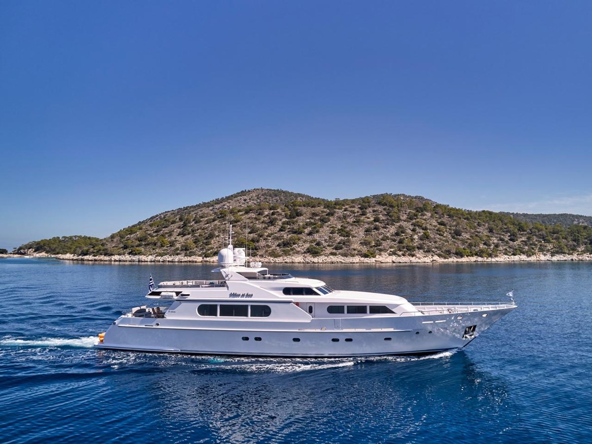 2000 CODECASA 115 "MILOS AT SEA" - photo 1