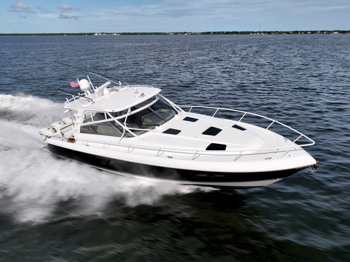 2019 INTREPID POWERBOATS INC. 475 Sport Yacht "INTREPID" - photo 3