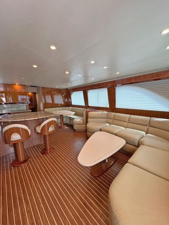 2008 VIKING 68 Convertible "VIKING 68 CONVERTIBLE" - photo 2