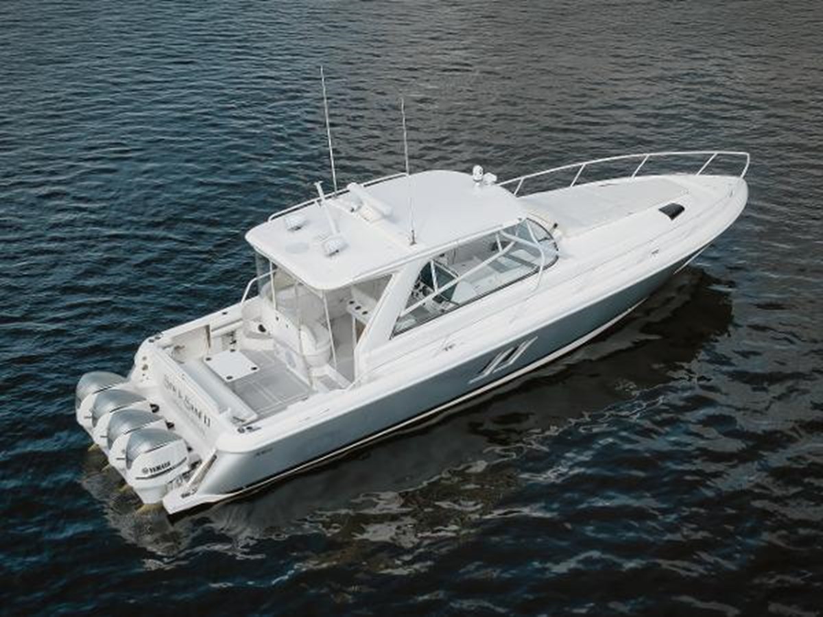 2018 INTREPID 475 Sport Yacht "-" - photo 3