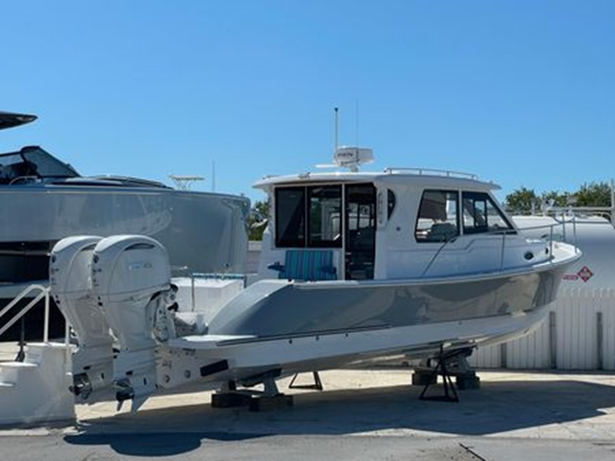 2025 TRUE NORTH 34 Outboard Express "2025 TRUE NORTH 34 OUTBOARD EXPRESS" - photo 2