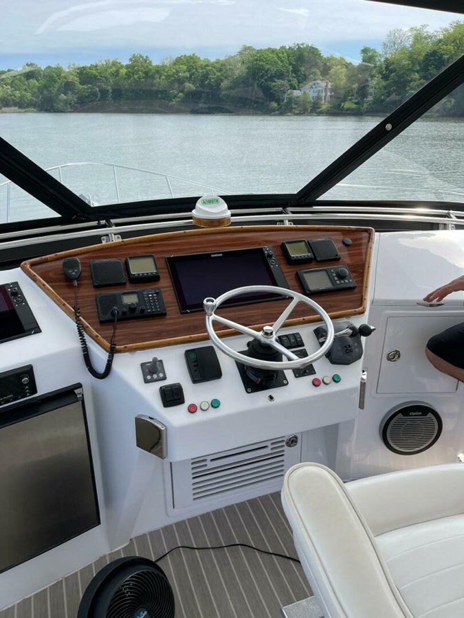 2005 ALBIN 44 "NECESSITY" - photo 3