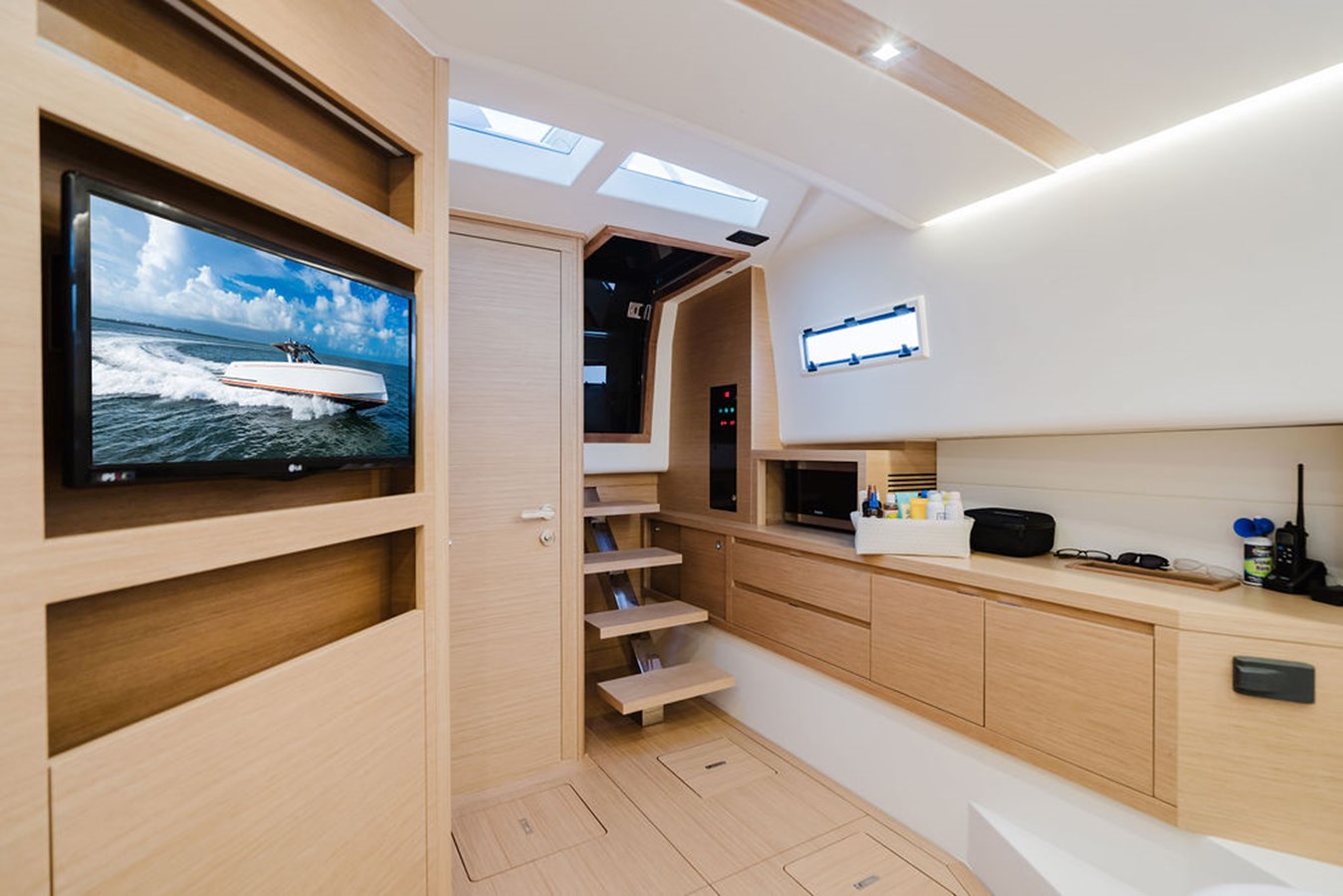 2022 PARDO YACHTS PARDO 43 "COLD BREW" - photo 3