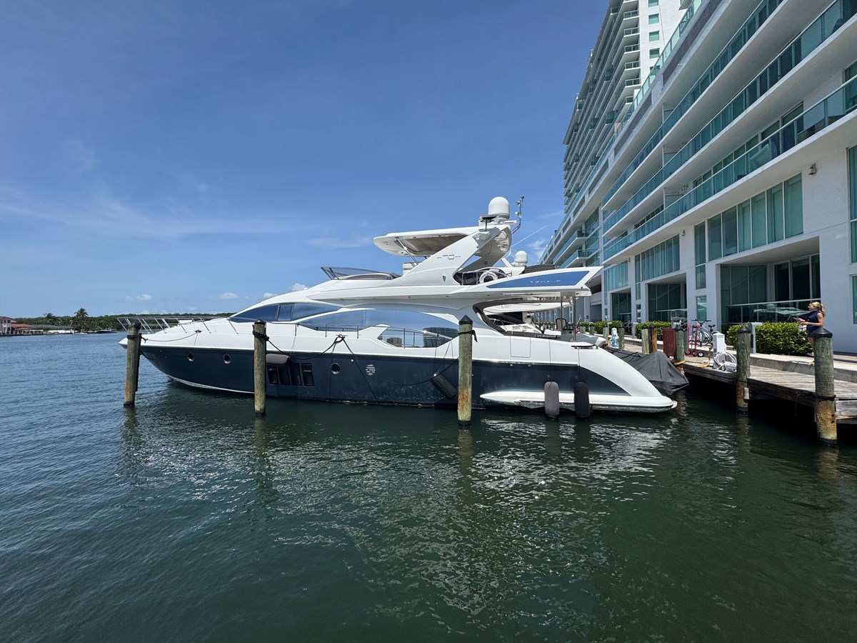 2014 AZIMUT YACHTS Flybridge "-" - photo 2