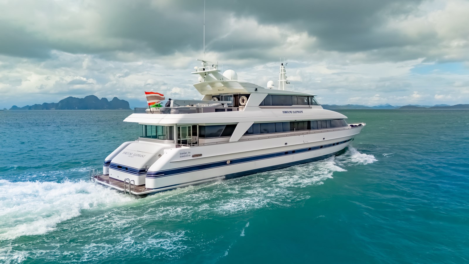 1997 ALLOY YACHTS "FORTUNE ELEPHANT" - photo 3