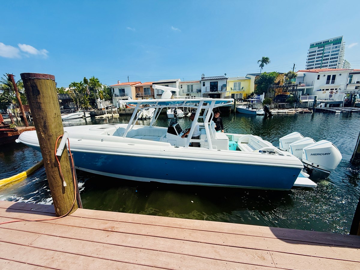 2003 INTREPID 377 "-" - photo 2