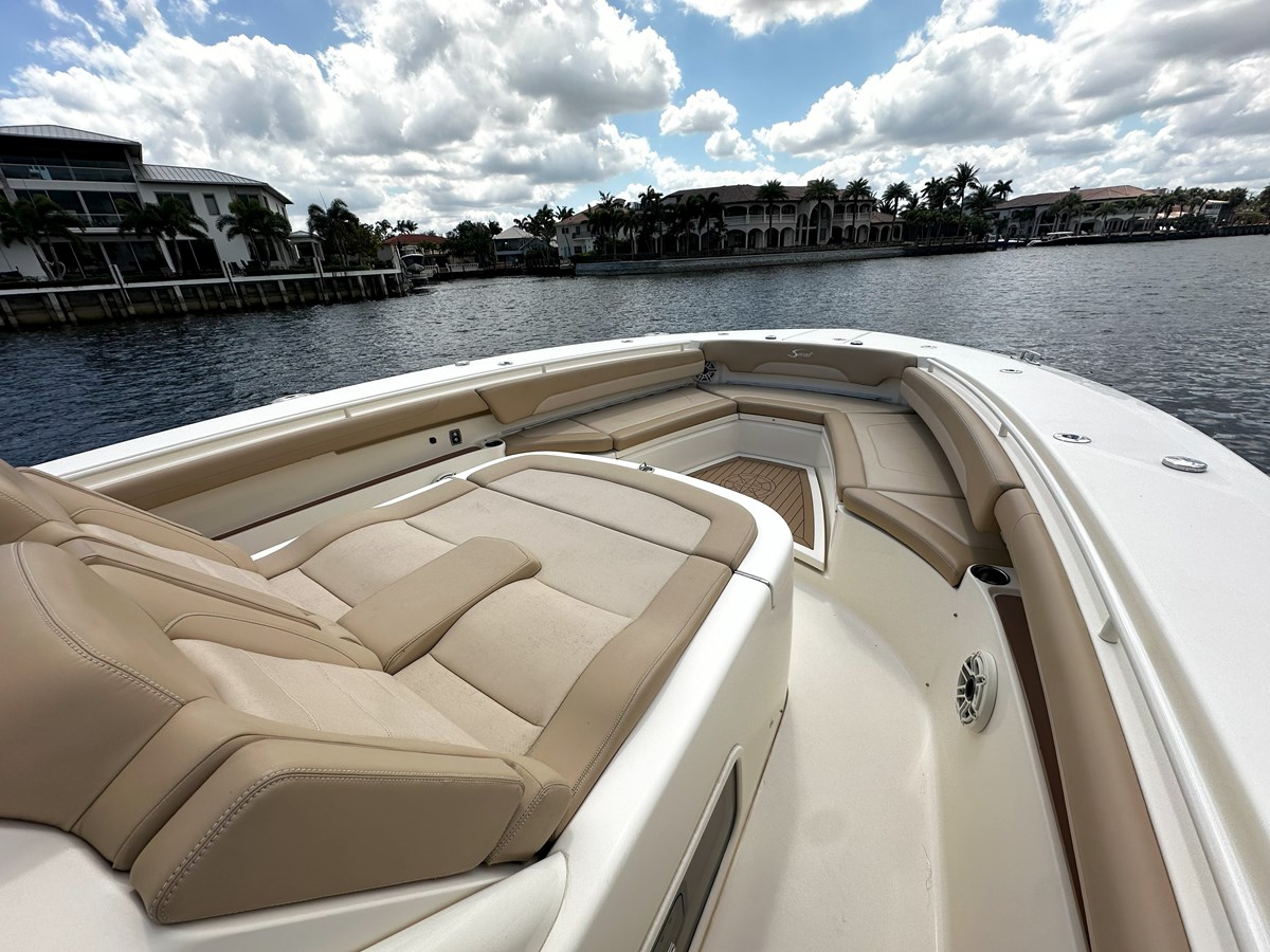 2020 SCOUT BOATS "SCOUT 38" - photo 3