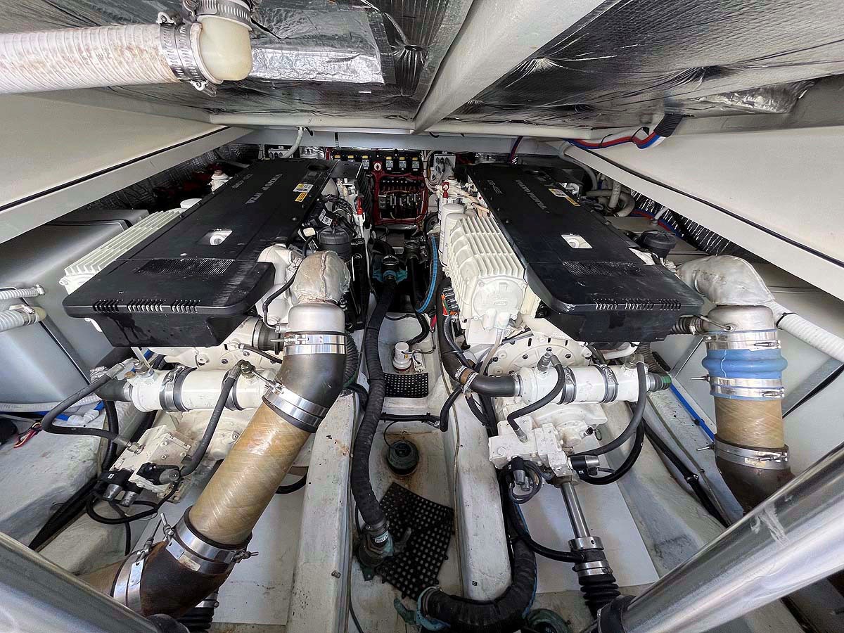 2013 HUNT YACHTS Harrier 36 "LUNA" - photo 3