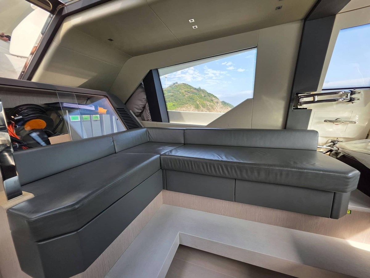 2018 CUSTOM LINE Custom Line "CUSTOM LINE 108" - photo 3