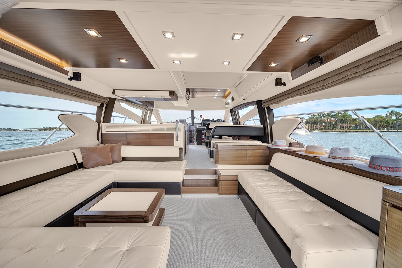 2014 AZIMUT YACHTS "AZIMUT" - photo 2