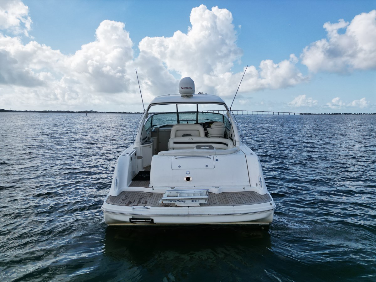 2005 SEA RAY SUNDANCER 44 "SEA RAY SUNDANCER 44" - photo 2