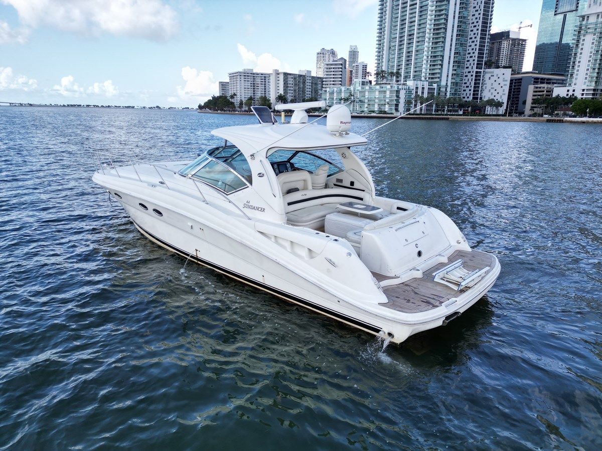 2005 SEA RAY SUNDANCER 44 "SEA RAY SUNDANCER 44" - photo 3