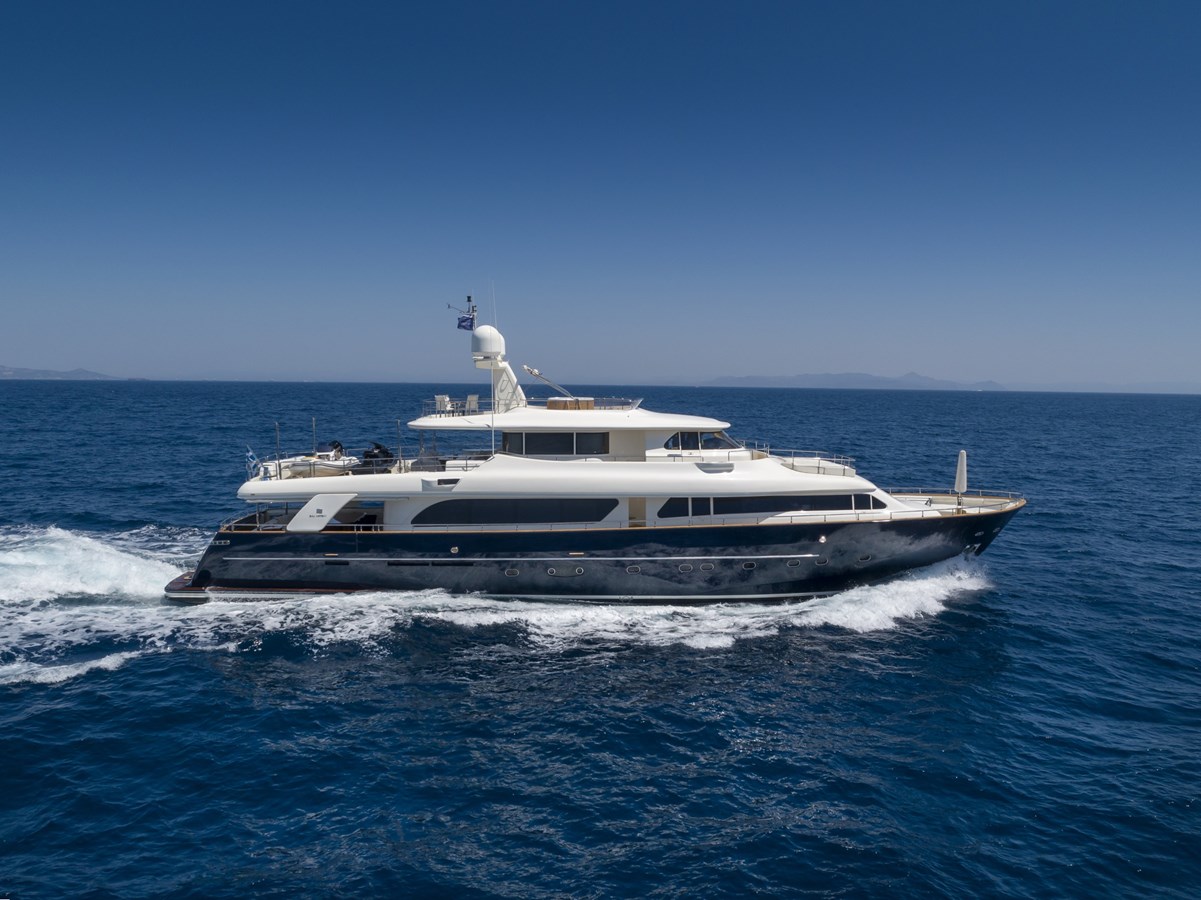2007 CUSTOM LINE NAVETTA 30 "HAG" - photo 1