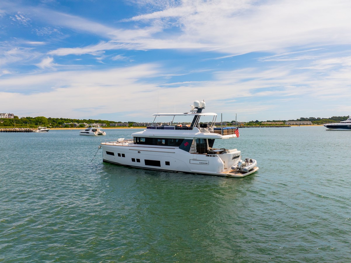 2019 SIRENA 64 Flybridge "AMOR FATI" - photo 2