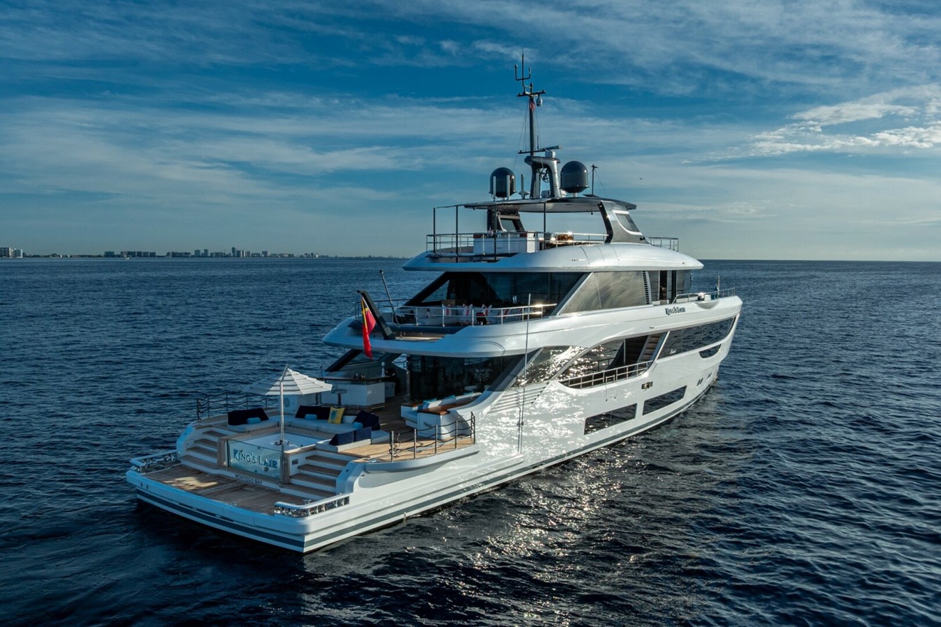2023 BENETTI YACHTS 34M OASIS "KING'S LAIR" - photo 1