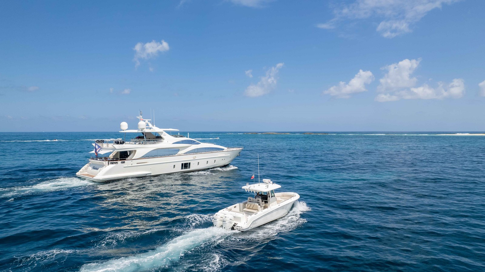 2012 AZIMUT YACHTS 105 Grande "INSIEME" - photo 2