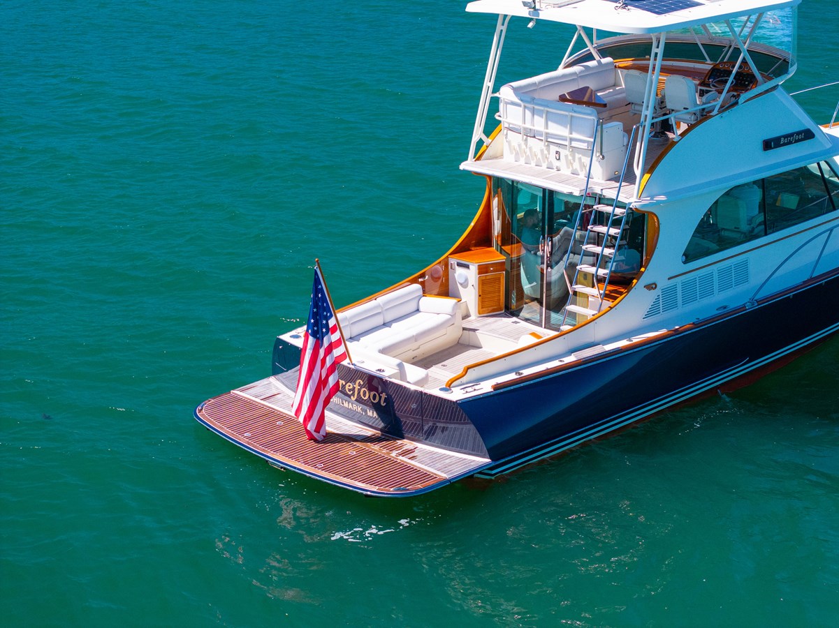 2014 HINCKLEY Talaria 48 Flybridge "BAREFOOT" - photo 3