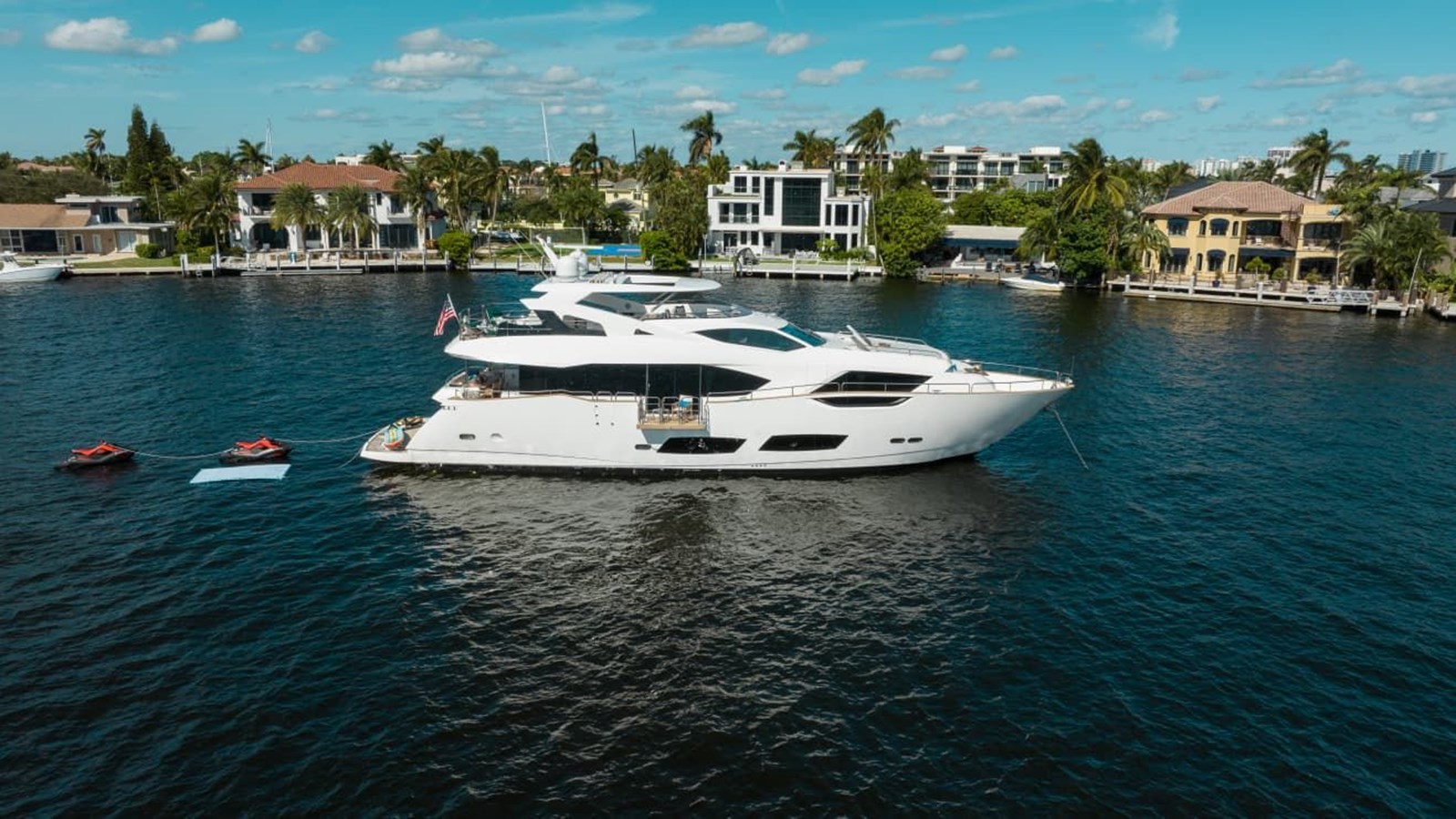 2018 SUNSEEKER "95 FT 2018 SUNSEEKER 95 YACHT, MIRRACLE" - photo 3
