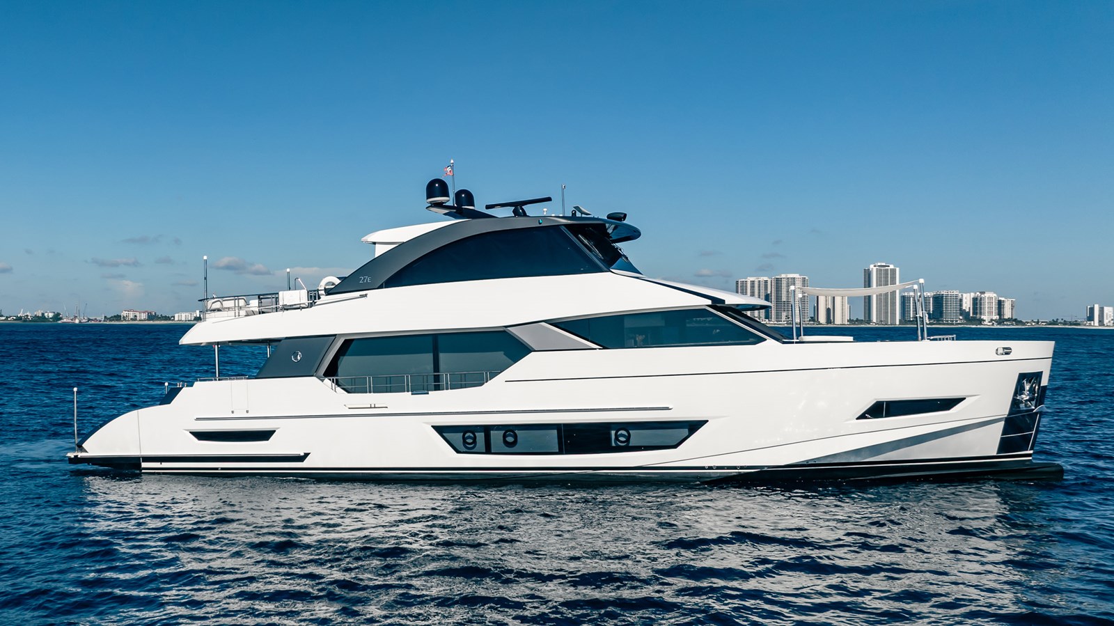 2021 OCEAN ALEXANDER 27 Explorer "AQUASITION" - photo 1