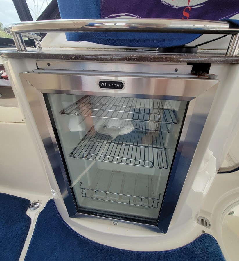 2011 MERIDIAN 441 Sedan "AQUAHOLIC" - photo 2