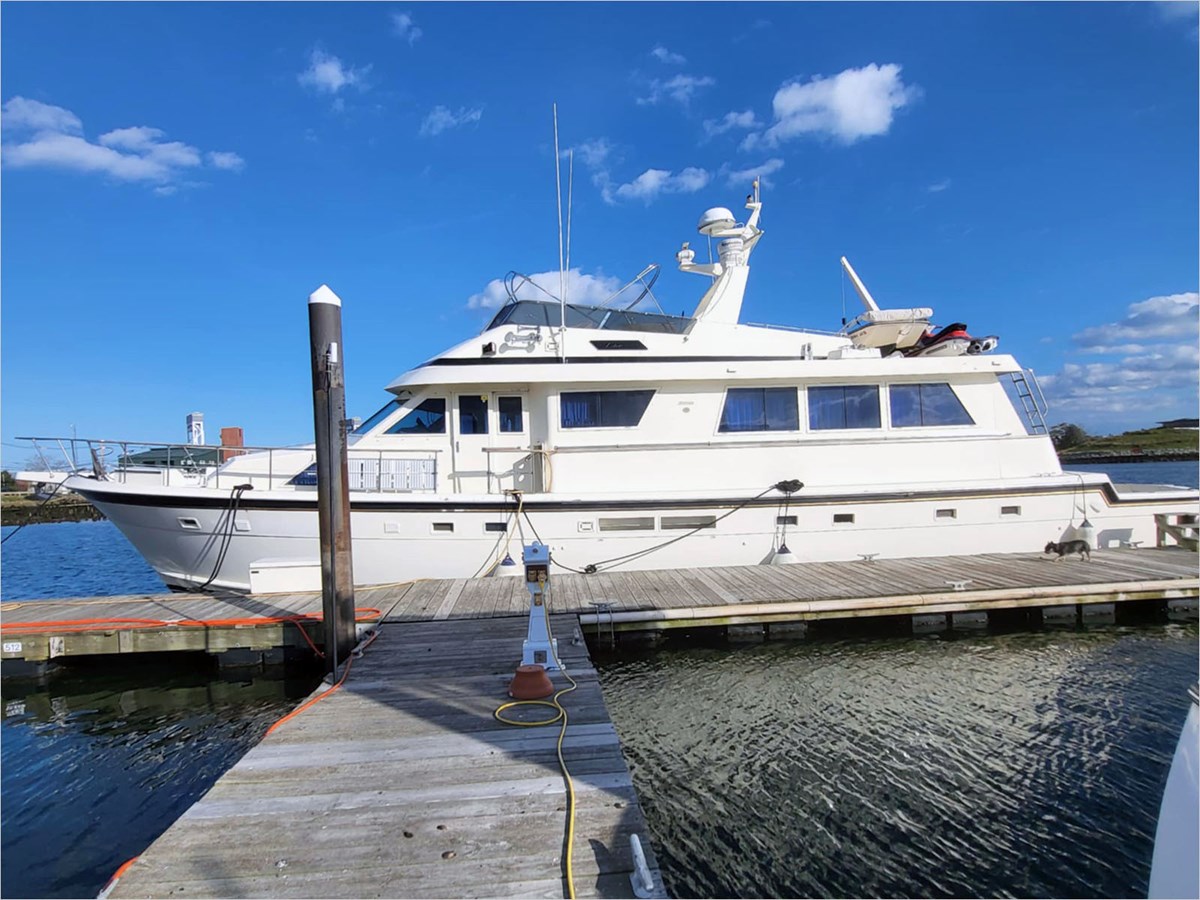 1989 HATTERAS "74' HATTERAS 1989 74 CPMY" - photo 1