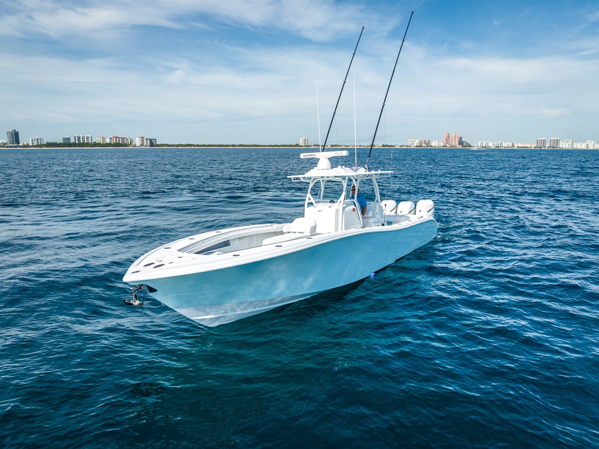 2022 YELLOWFIN 36 CENTER CONSOLE "SUSHI" - photo 3