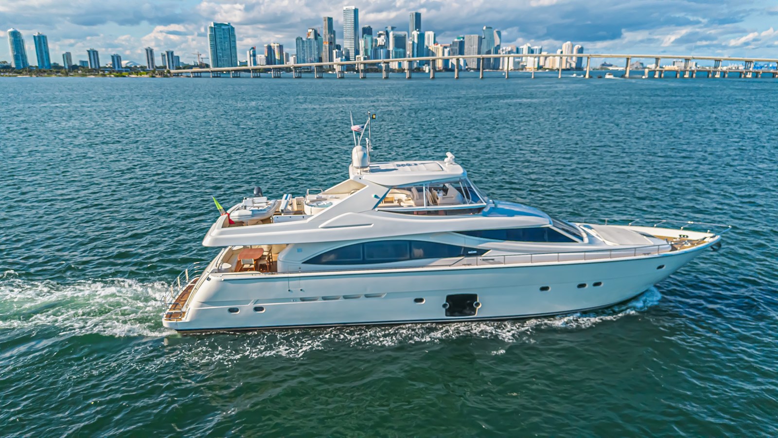 2011 FERRETTI YACHTS 830 "NORAL" - photo 1