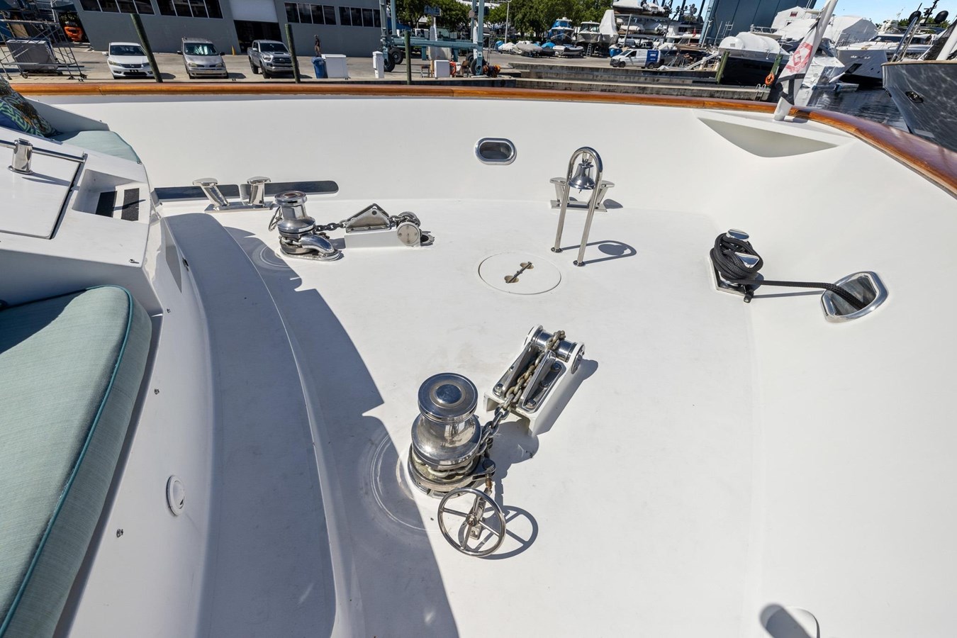 1999 TRINITY YACHTS Raised Pilothouse "DIRT POOR" - photo 3