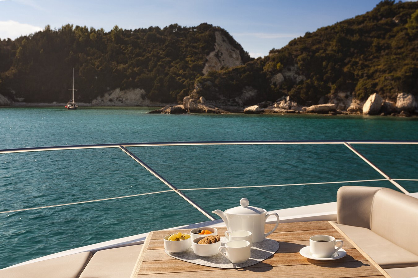 2018 SUNSEEKER Manhattan 52 "M/Y LADY K" - photo 2