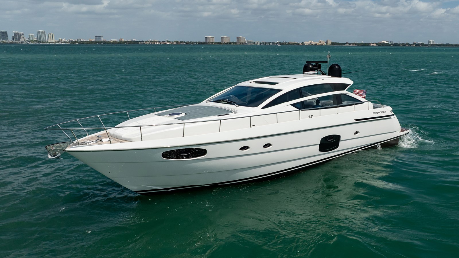 2020 PERSHING 62 "HABEAS ORCAS" - photo 2