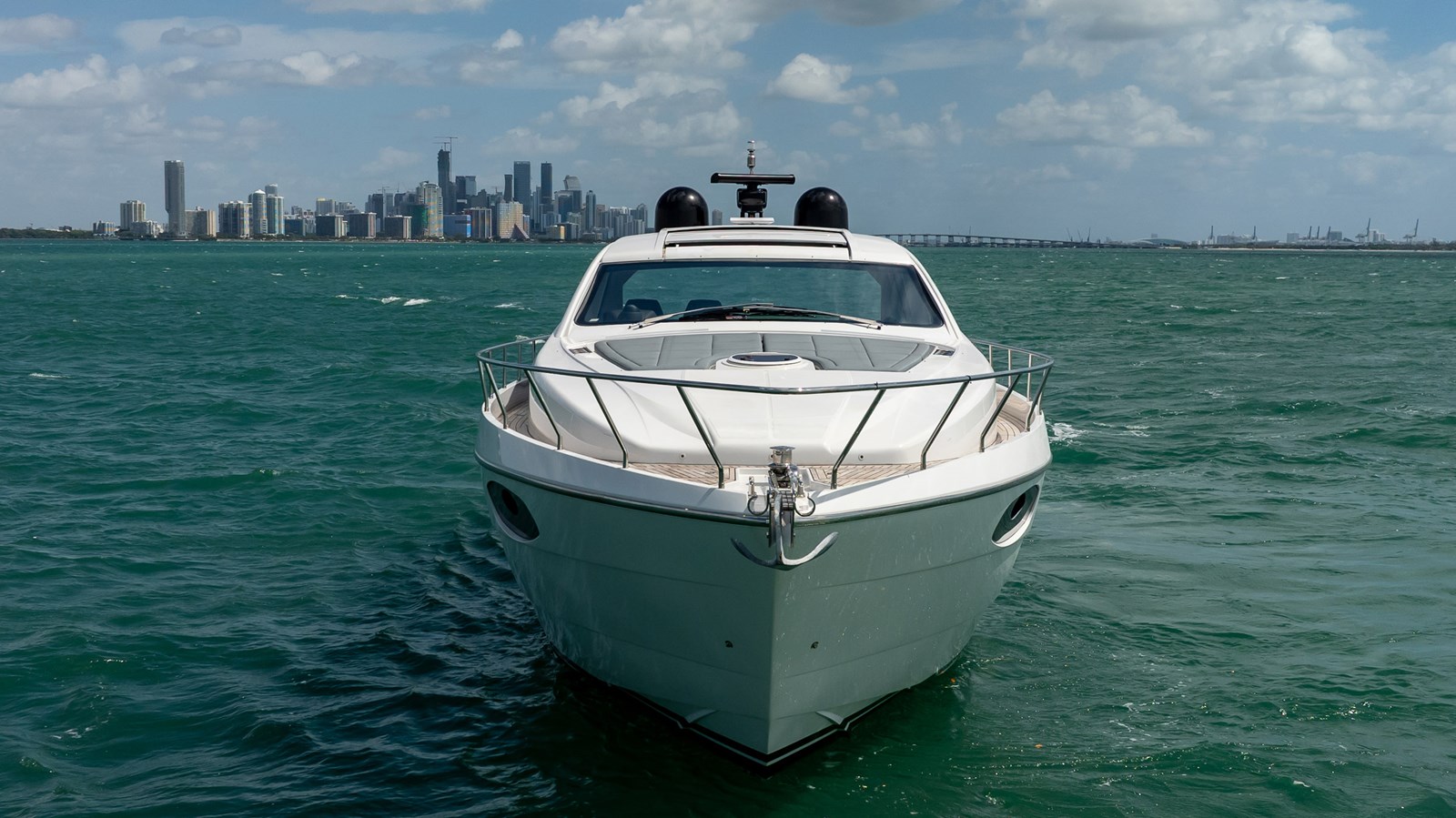 2020 PERSHING 62 "HABEAS ORCAS" - photo 3