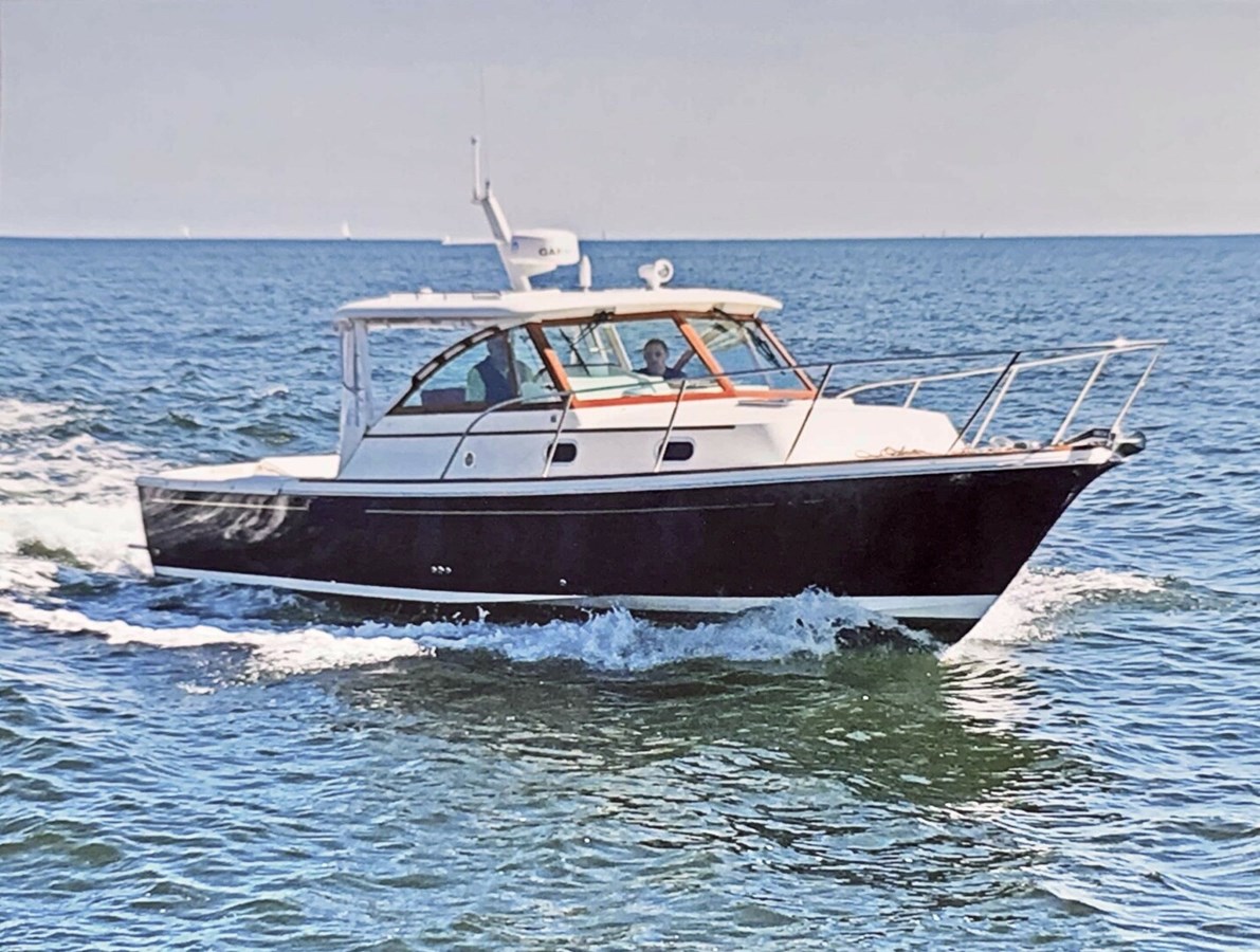 2017 HUNT YACHTS Surfhunter 29 "BEYOND THE SEA" - photo 1
