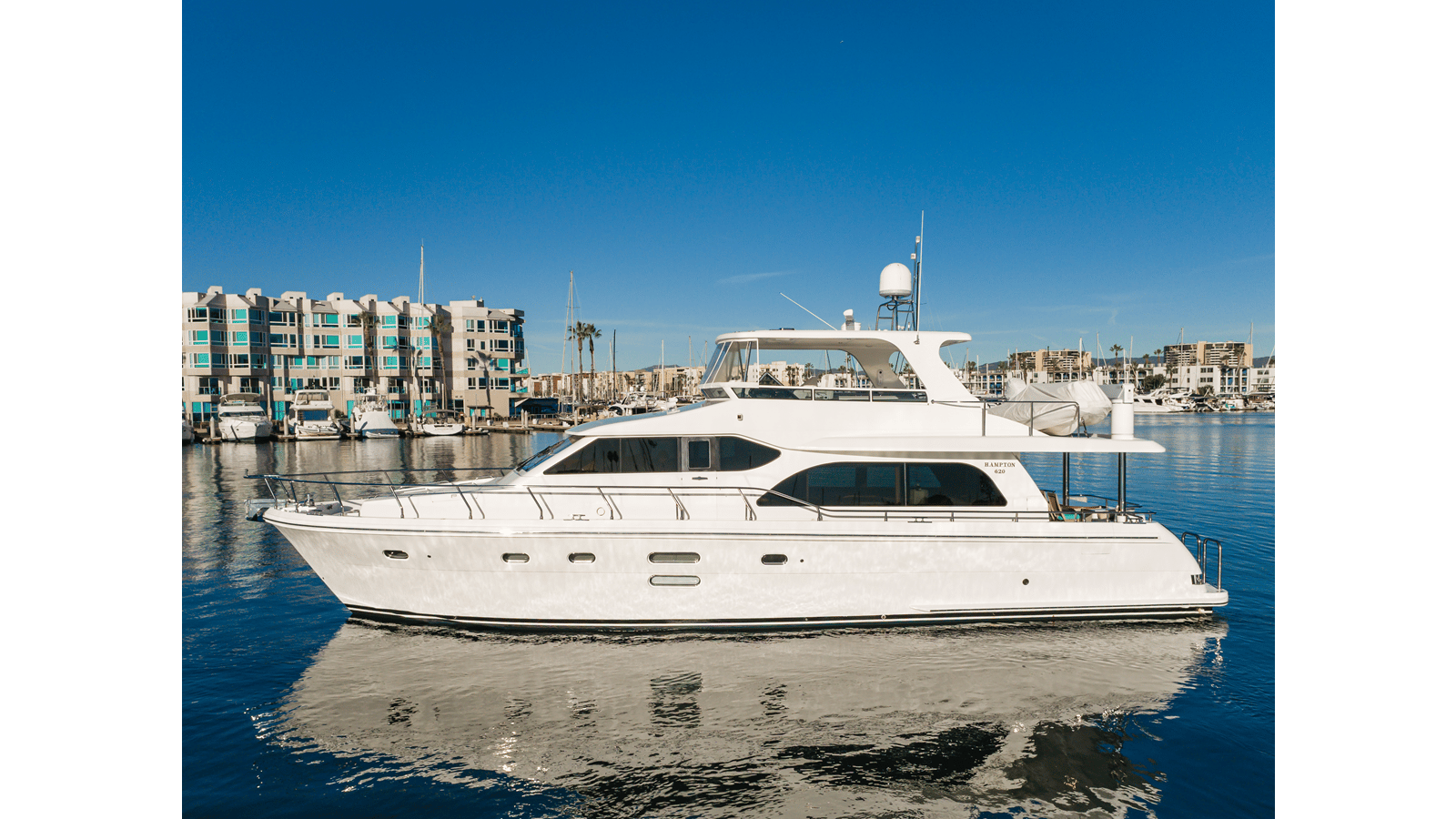 2011 HAMPTON YACHTS 620 PIlothouse "MALOU" - photo 2