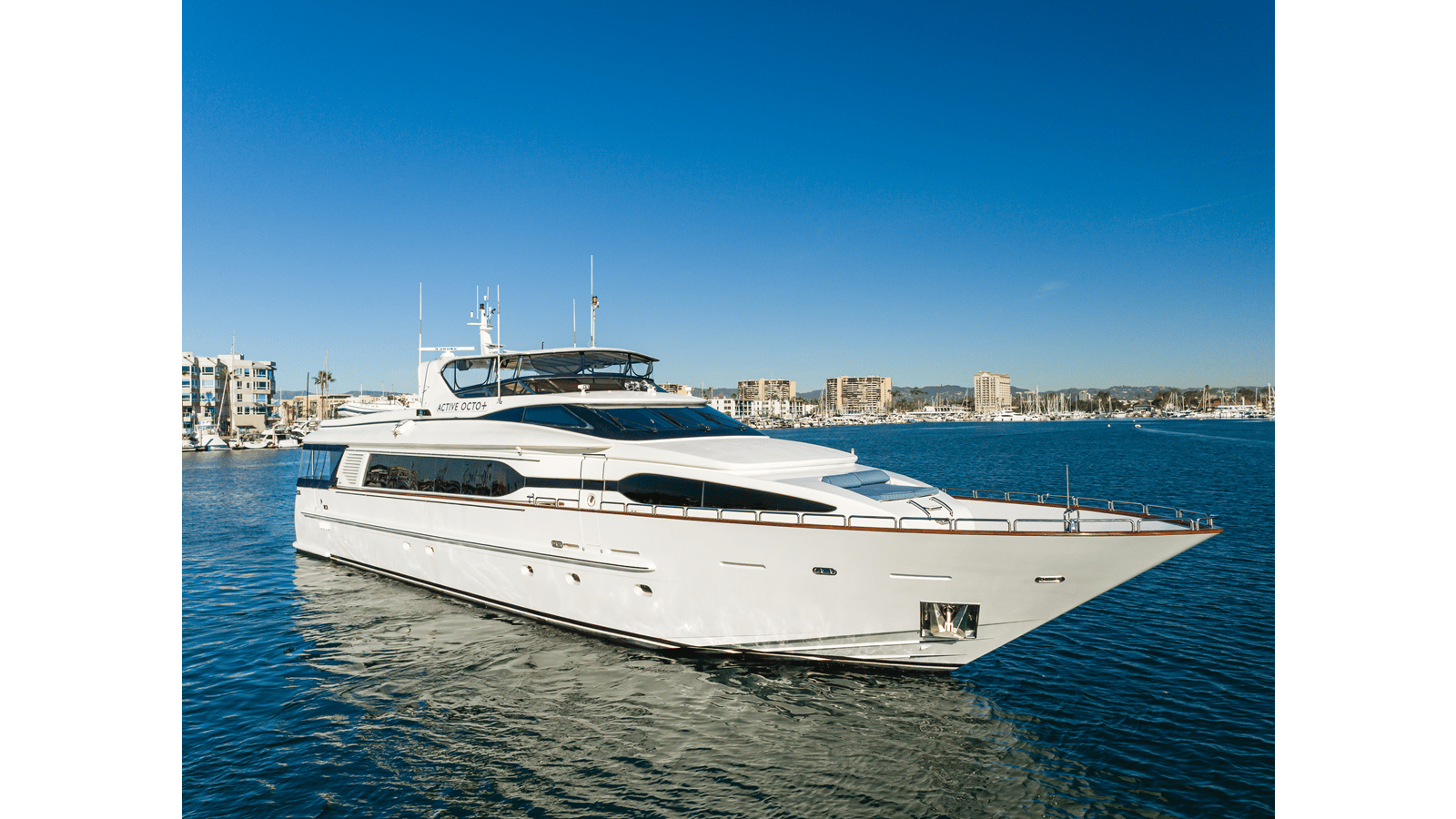 2002 DESTINY 104 Raised Pilothouse "ACTIVE OCTO" - photo 1