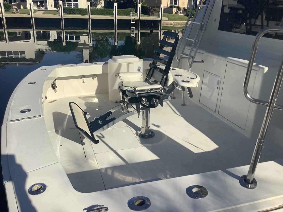 1994 VIKING 50' Convertible Sportfish "FOURTH QUARTER" - photo 2
