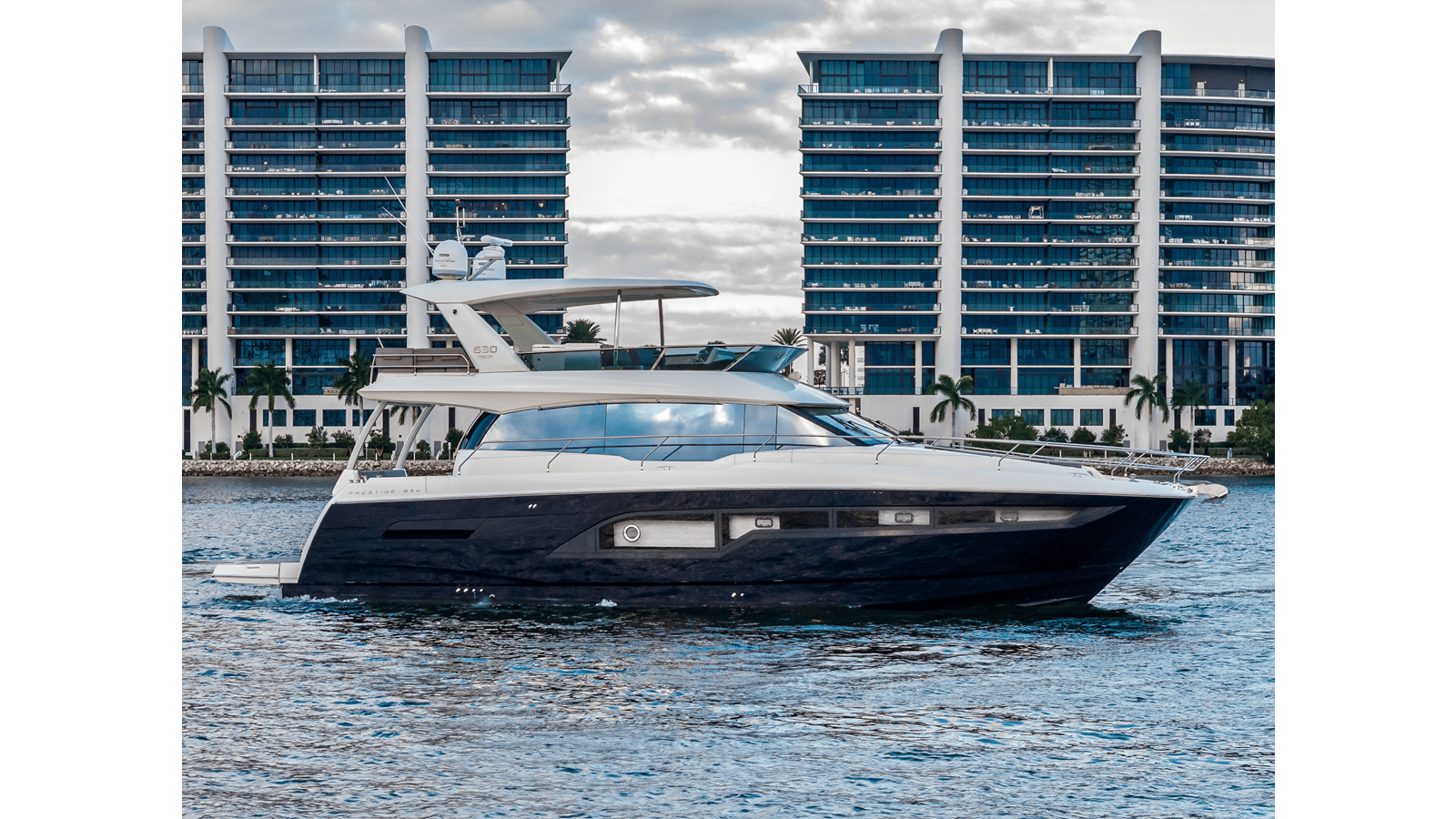 2018 PRESTIGE 630 Flybridge "WILD GAMBLE" - photo 1