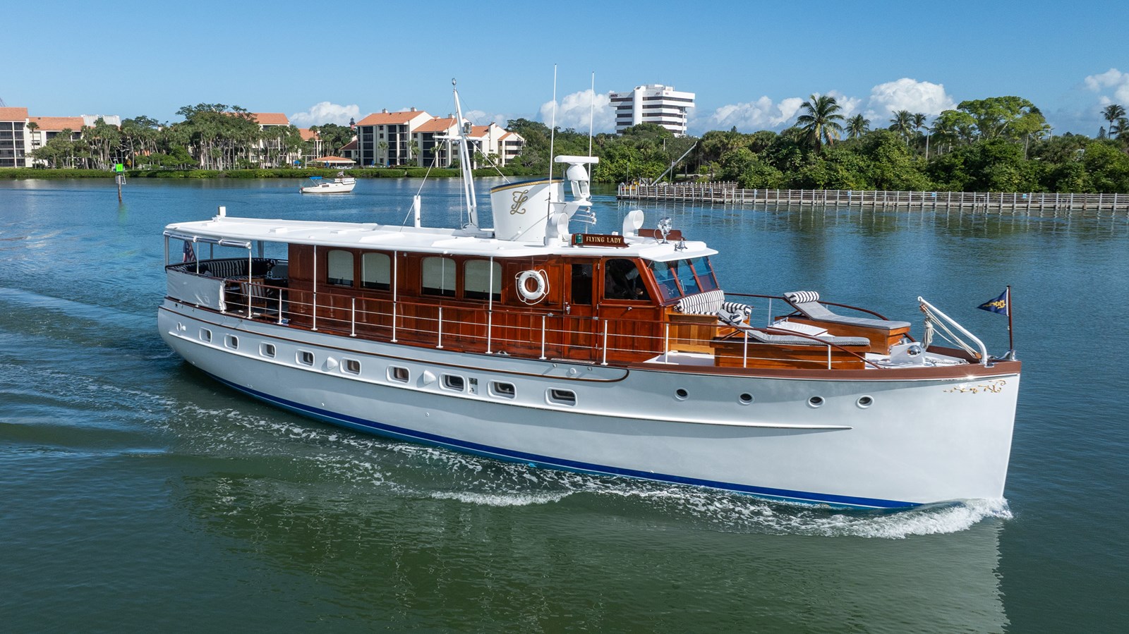 1937 TRUMPY 58' Houseboat "FLYING LADY" - photo 3
