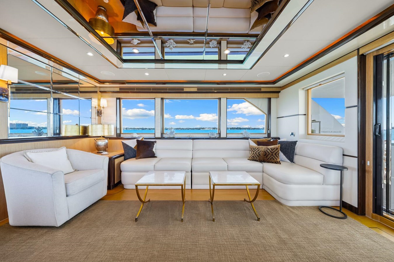 2010 OCEAN ALEXANDER 83 Motor Yacht "RELENTLESS" - photo 2