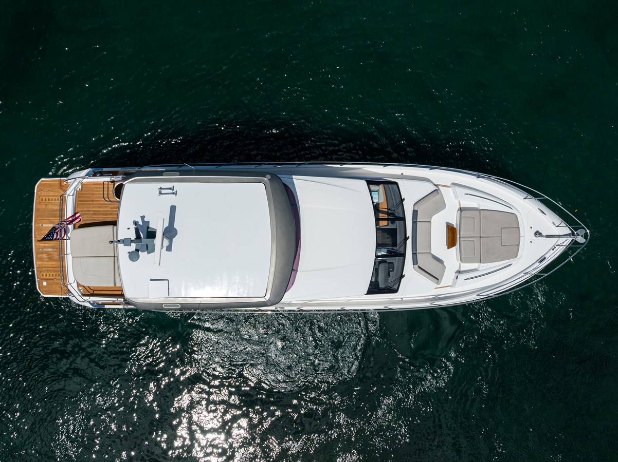 2020 PRINCESS YACHTS F70 "MISS AMY" - photo 2