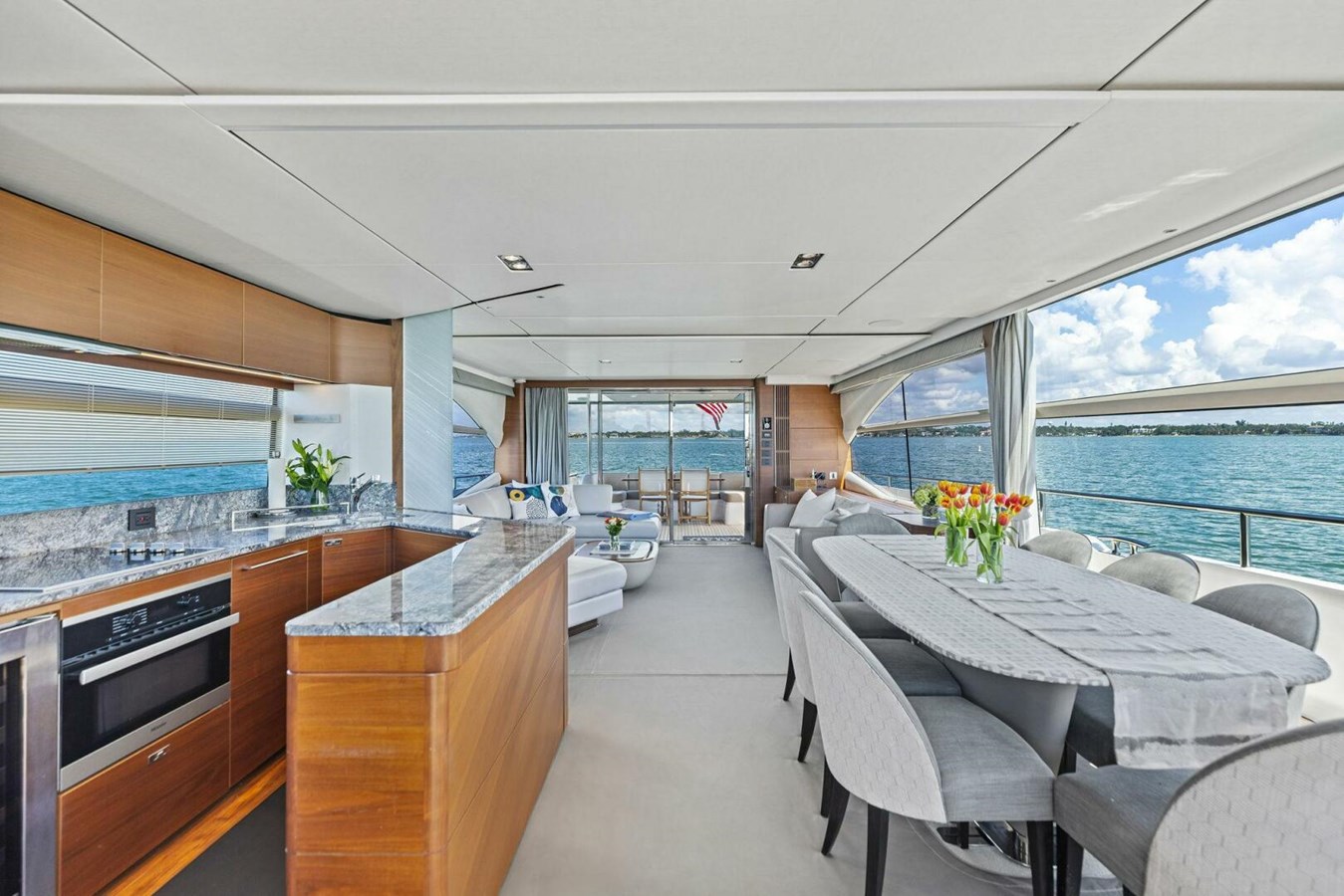 2018 PRINCESS YACHTS Y75 "3BBOYS" - photo 3