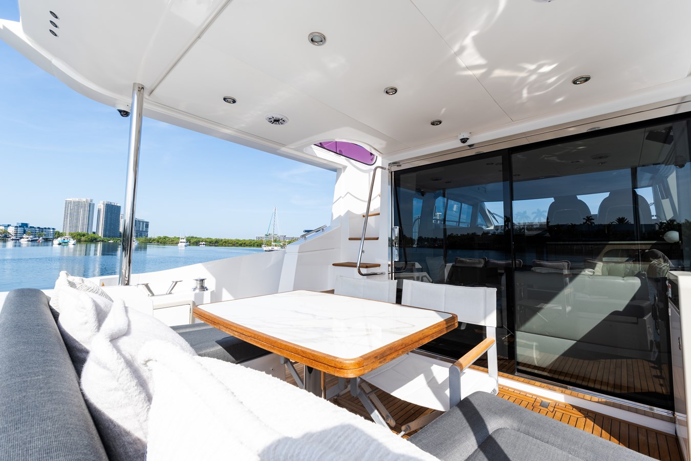 2023 AZIMUT YACHTS 50 FLY "ANDROMEDA" - photo 3