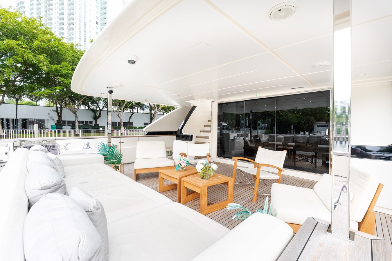 2018 CUSTOM LINE Navetta 33 "AMITY" - photo 2