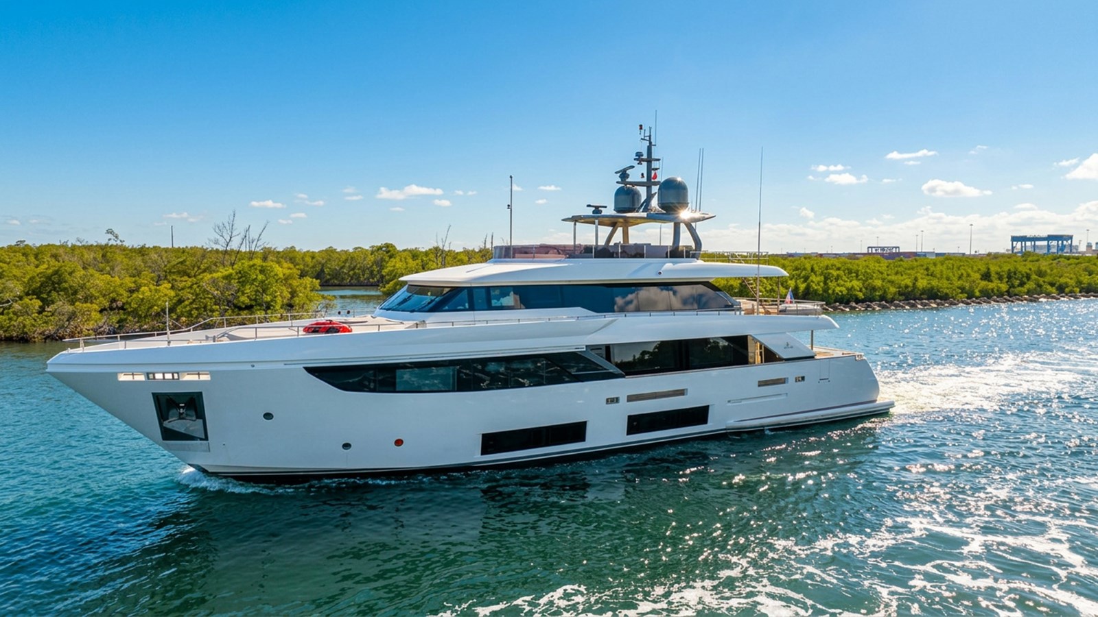 2018 CUSTOM LINE Navetta 33 "AMITY" - photo 1