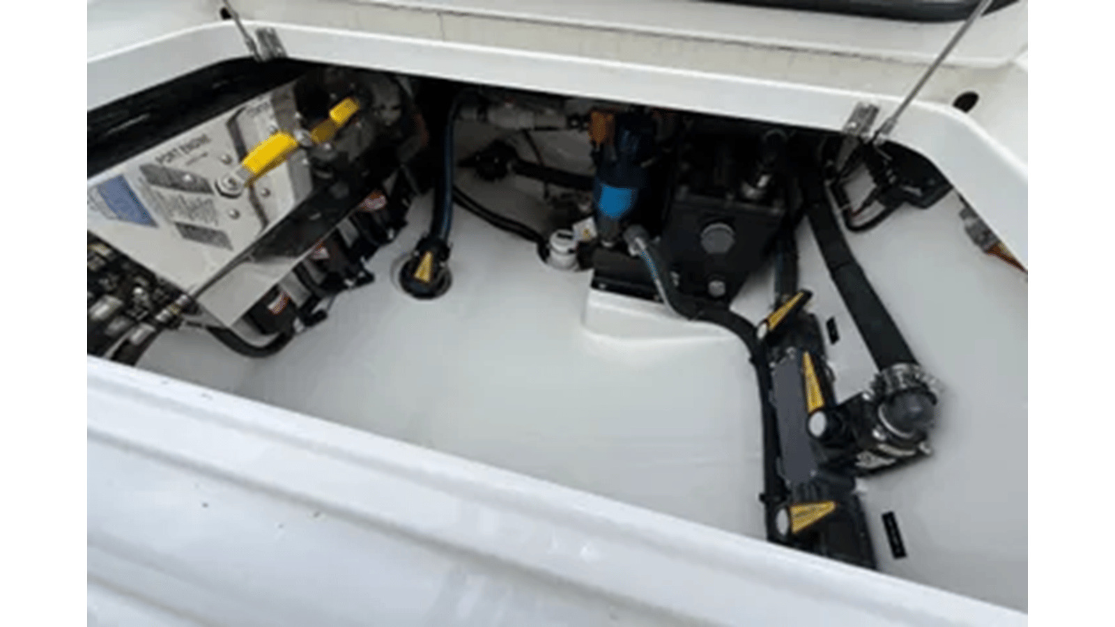 2024 VALHALLA BOATWORKS V-37 "SALTY DOGS" - photo 2