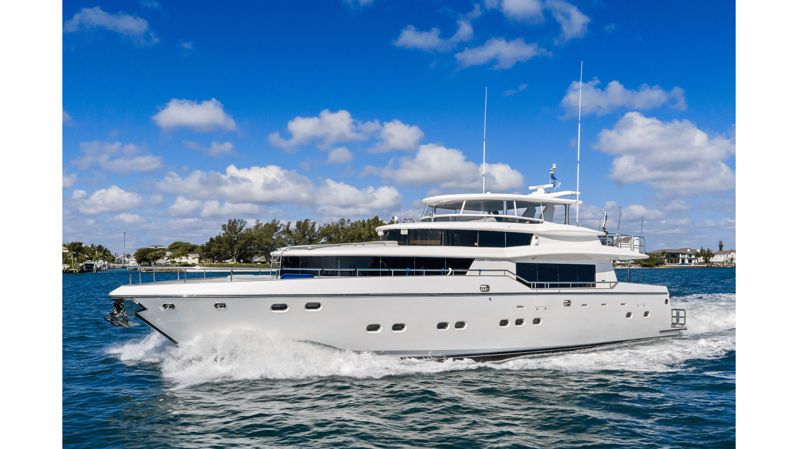 2005 JOHNSON 87' Motor Yacht "ALENIEL" - photo 2