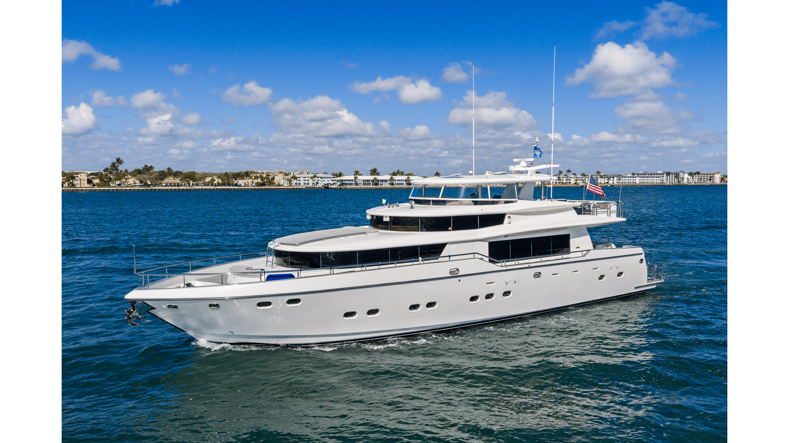 2005 JOHNSON 87' Motor Yacht "ALENIEL" - photo 3