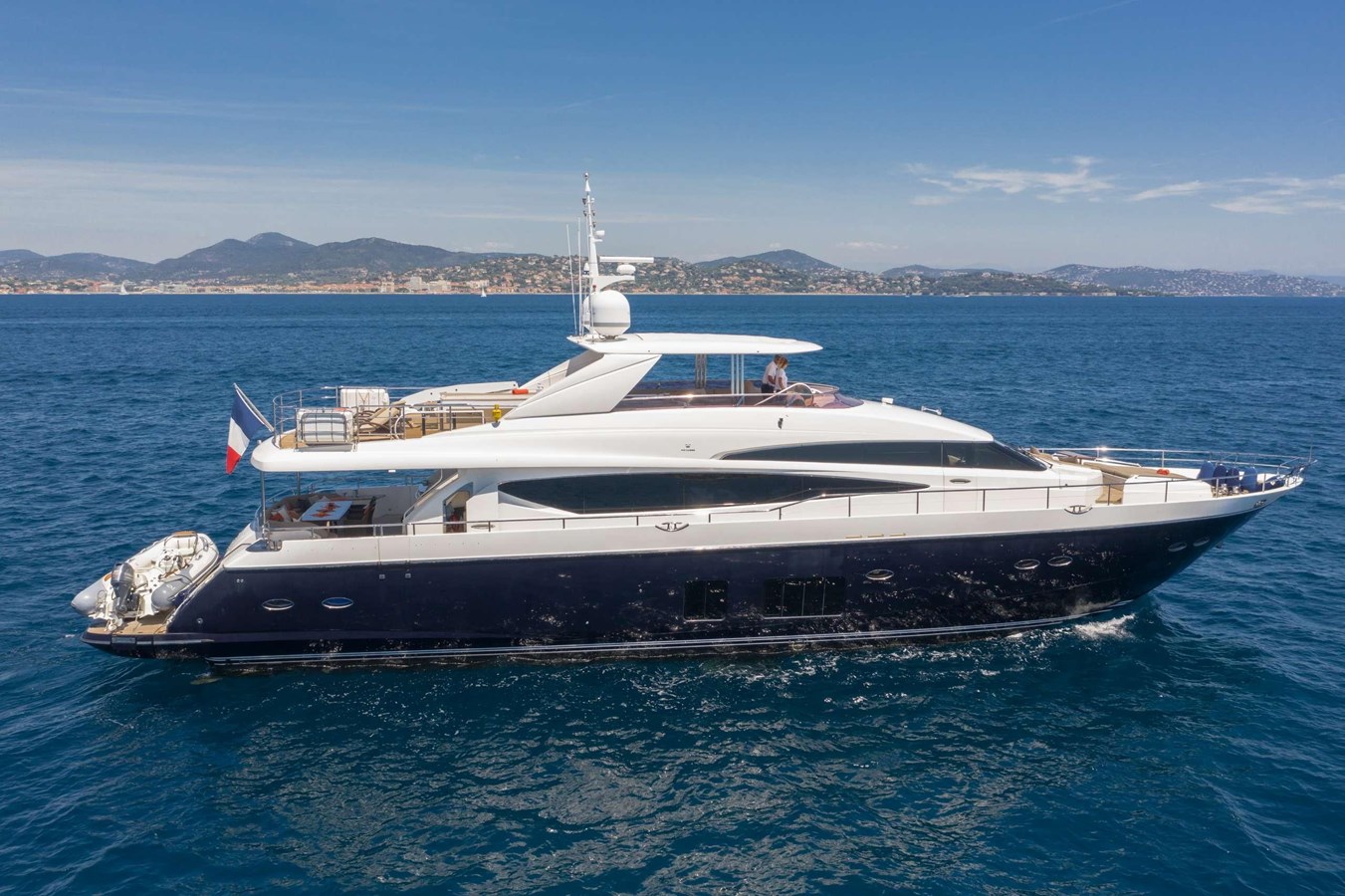 2013 PRINCESS YACHTS 98 "MIRA" - photo 2