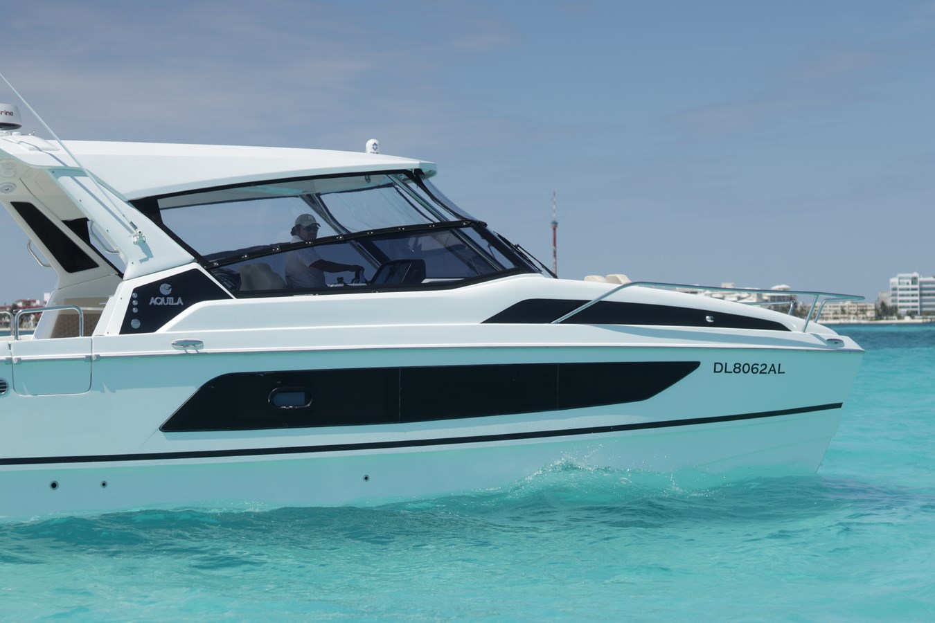 2019 AQUILA 36 SPORT "DELFINA" - photo 2